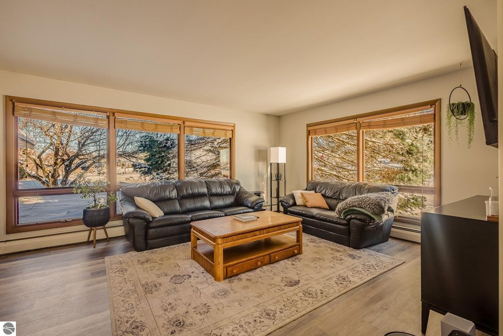 Image 8 of property listing at 536 W 44th Street, Fremont, MI 49412