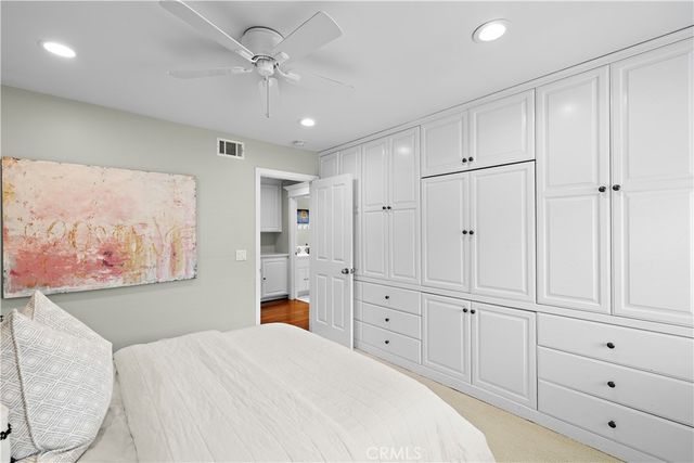 21 Emerald, Irvine, CA 92614