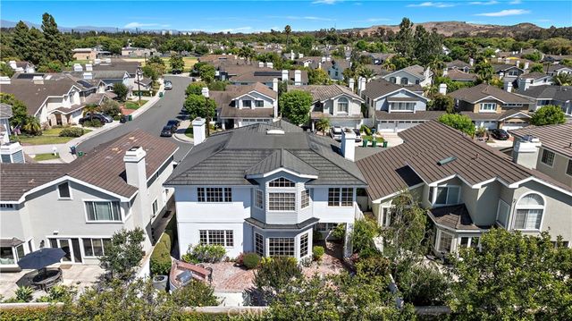21 Emerald, Irvine, CA 92614