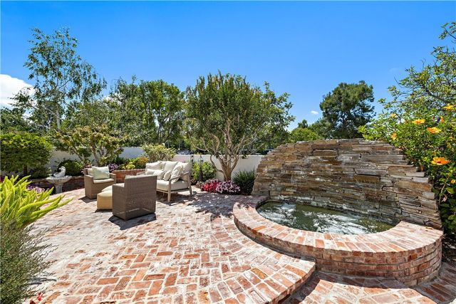 21 Emerald, Irvine, CA 92614