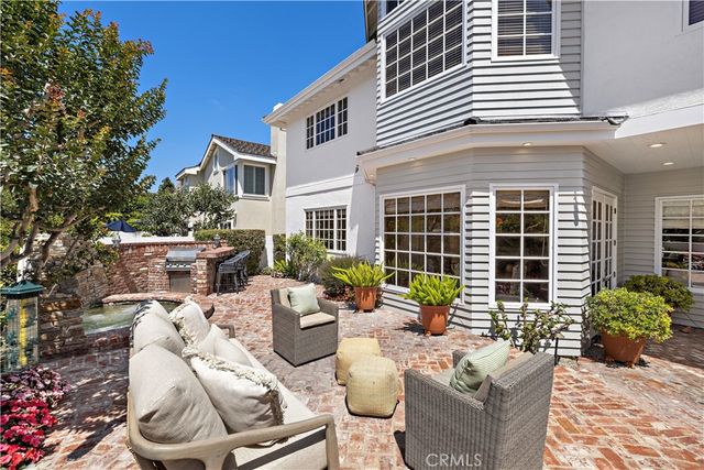 21 Emerald, Irvine, CA 92614