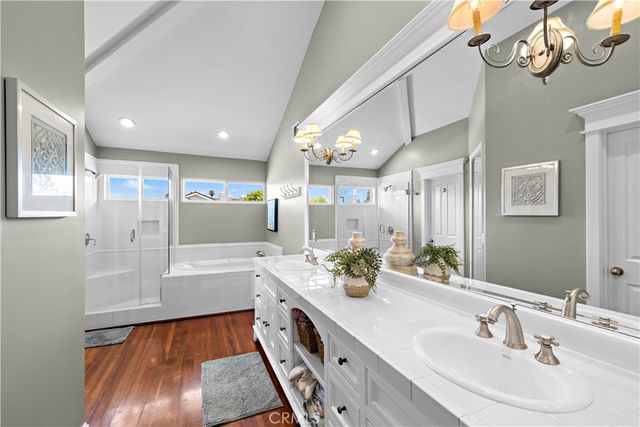 21 Emerald, Irvine, CA 92614