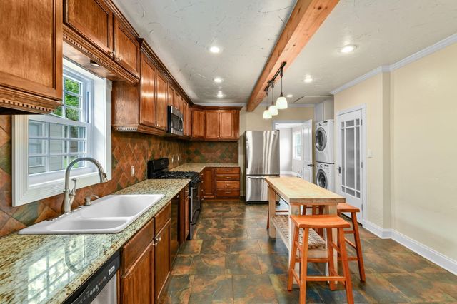 3409 Rogers Avenue, Fort Worth, TX 76109