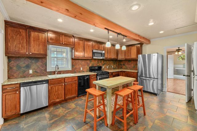 3409 Rogers Avenue, Fort Worth, TX 76109