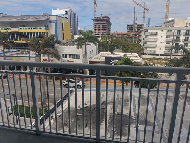 6969 Collins Ave 402, Miami Beach, FL 33141