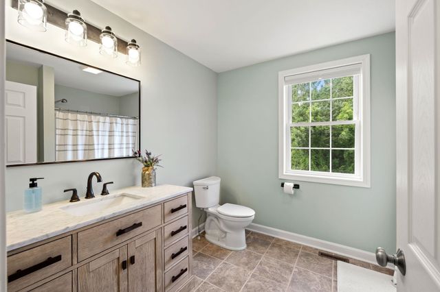 50 Stocklan Circle, Dover, NH 03820