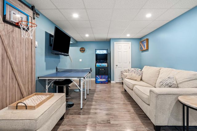 50 Stocklan Circle, Dover, NH 03820