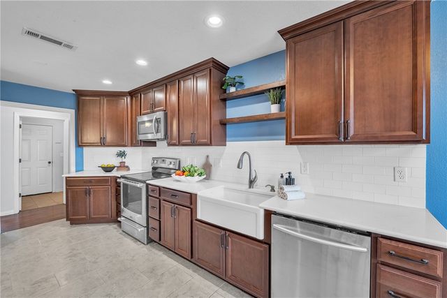 6003 36th Street, Rogers, AR 72758