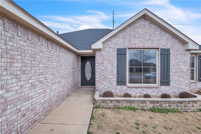 6003 36th Street, Rogers, AR 72758