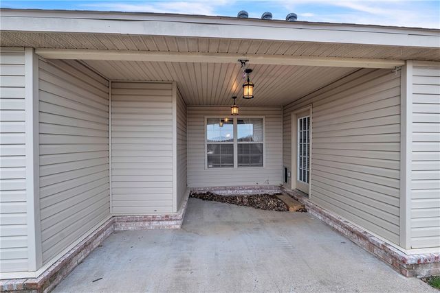 6003 36th Street, Rogers, AR 72758