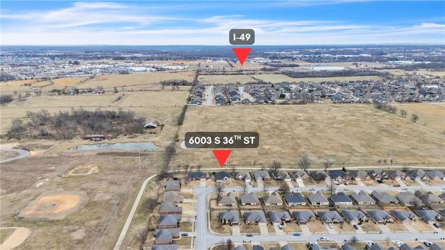 6003 36th Street, Rogers, AR 72758