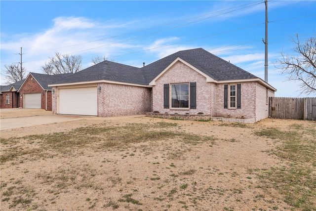 6003 36th Street, Rogers, AR 72758
