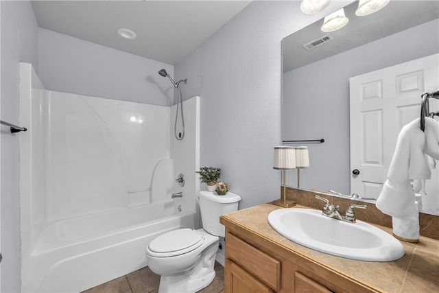 6003 36th Street, Rogers, AR 72758