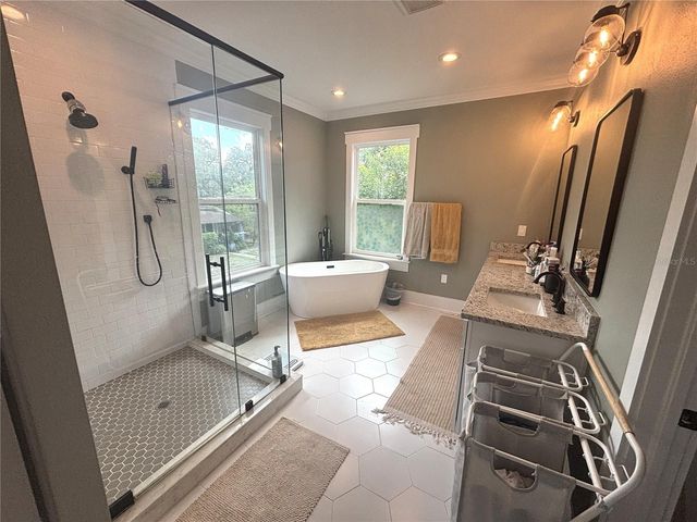 211 E ADALEE STREET, Tampa, FL 33603