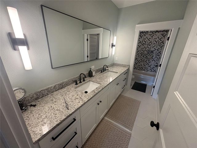 211 E ADALEE STREET, Tampa, FL 33603