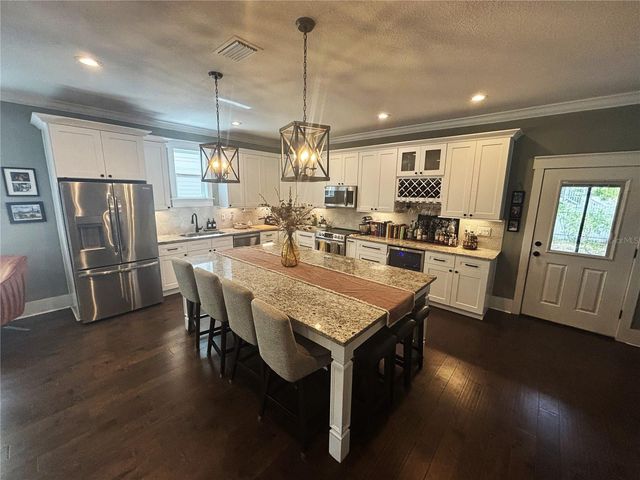 211 E ADALEE STREET, Tampa, FL 33603