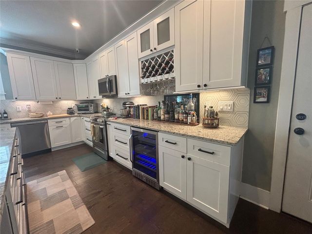 211 E ADALEE STREET, Tampa, FL 33603