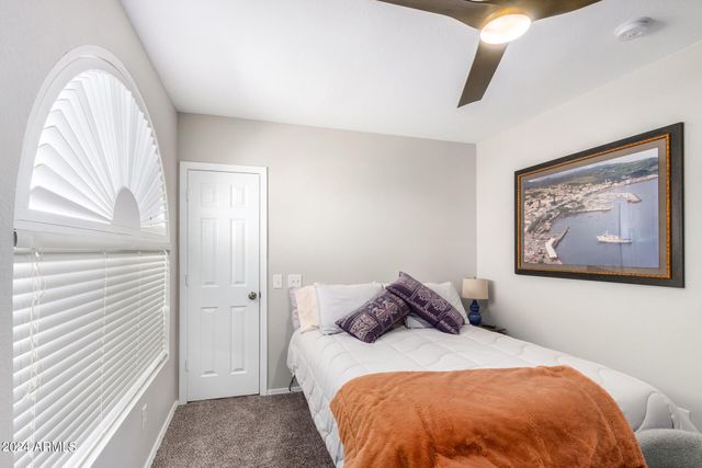 1543 E Gleneagle Drive, Chandler, AZ 85249