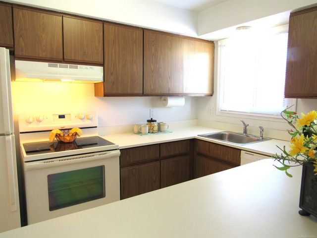 507 Country Club Drive, St Clair Shores, MI 48082