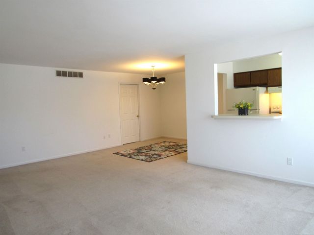 507 Country Club Drive, St Clair Shores, MI 48082