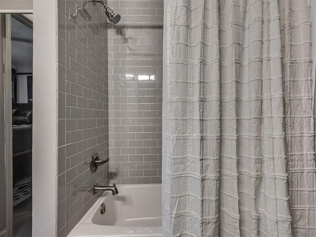 6000 N Brookline Avenue 60, Oklahoma City, OK 73112