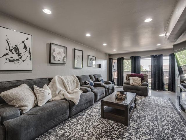 6000 N Brookline Avenue 60, Oklahoma City, OK 73112