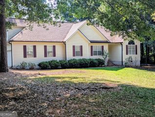 224 Old Pond Road, Lagrange, GA 30241
