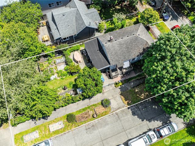 5050 50th Avenue SW, Seattle, WA 98136