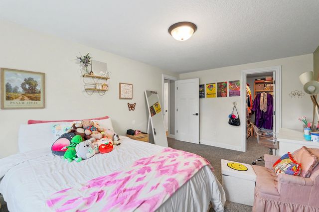 15310 E Woodcreek St, Wichita, KS 67230