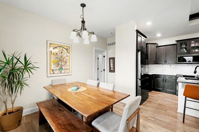 15310 E Woodcreek St, Wichita, KS 67230