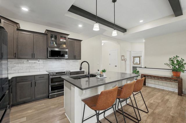 15310 E Woodcreek St, Wichita, KS 67230