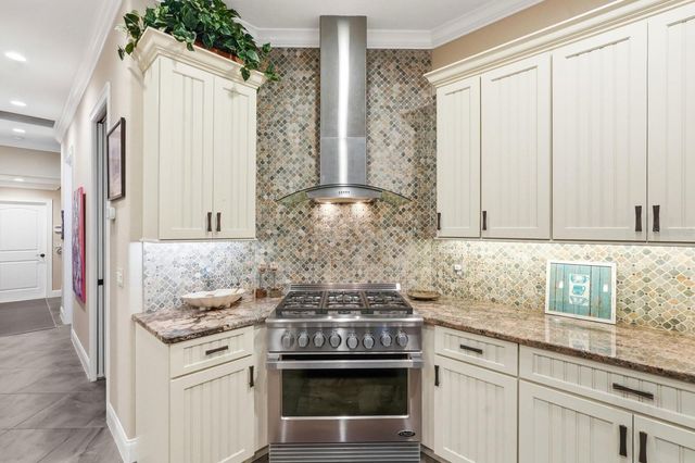 56 N PARK CIRCLE, Palm Coast, FL 32137