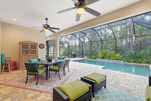 56 N PARK CIRCLE, Palm Coast, FL 32137