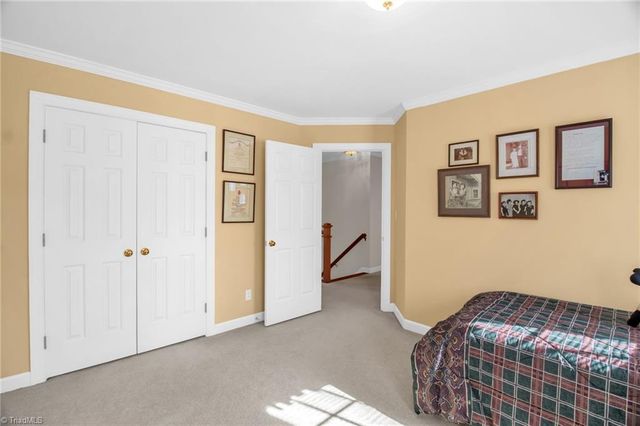 8115 Glengarriff Road, Clemmons, NC 27012