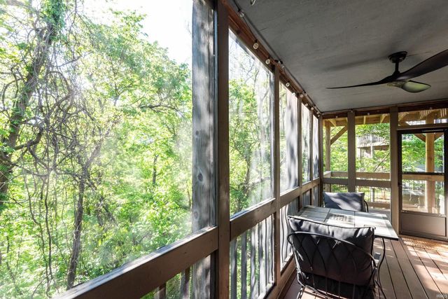 9401 S Pointe Retreat Drive, Bloomington, IN 47401