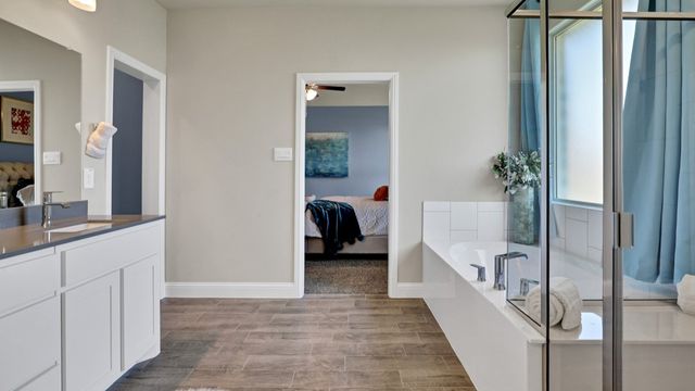 10408 SUNSET SHORE Drive, Grand Prairie, TX 76065