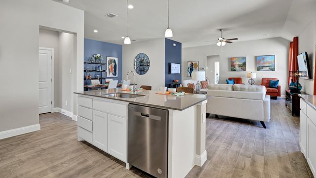 10408 SUNSET SHORE Drive, Grand Prairie, TX 76065