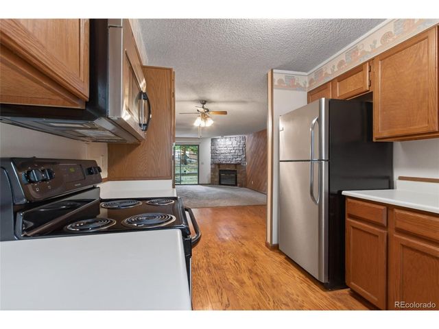 220 Wright St 220-103, Lakewood, CO 80228