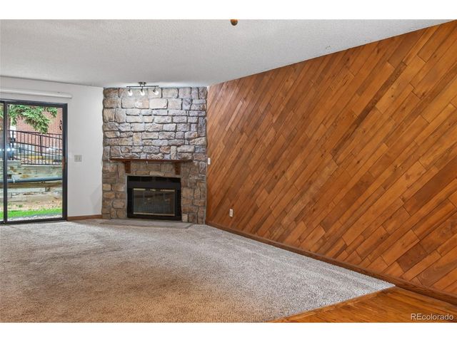 220 Wright St 220-103, Lakewood, CO 80228