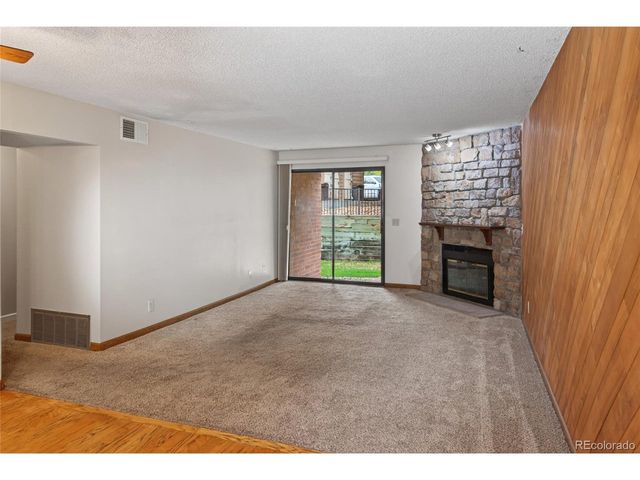 220 Wright St 220-103, Lakewood, CO 80228