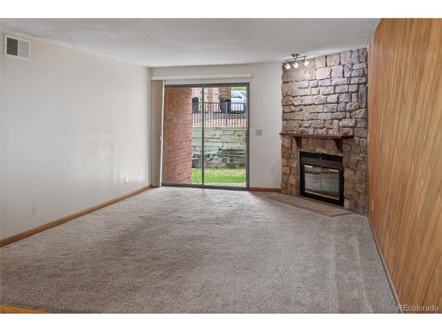 220 Wright St 220-103, Lakewood, CO 80228