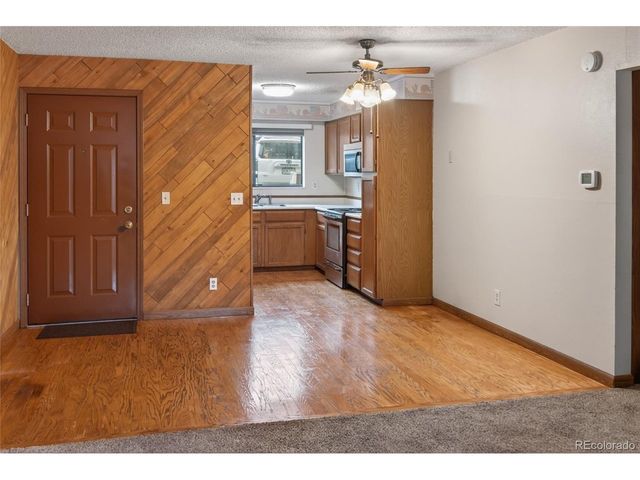 220 Wright St 220-103, Lakewood, CO 80228