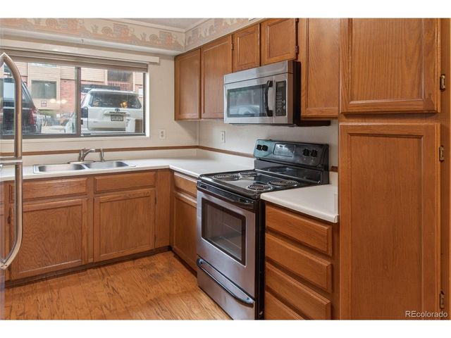 220 Wright St 220-103, Lakewood, CO 80228