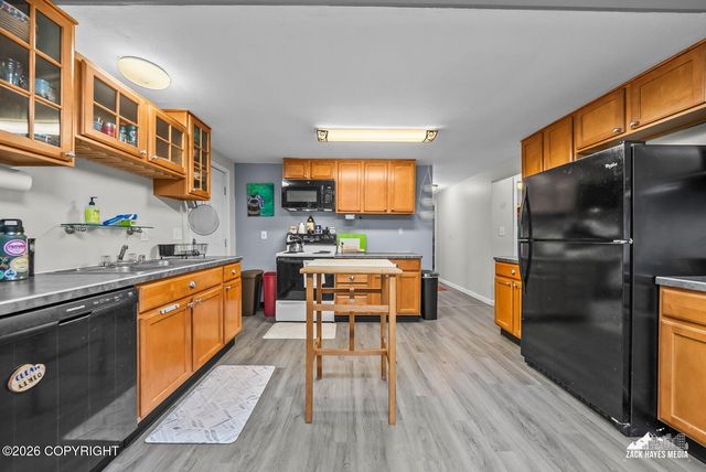 6951 W Captain Hook Drive, Wasilla, AK 99623