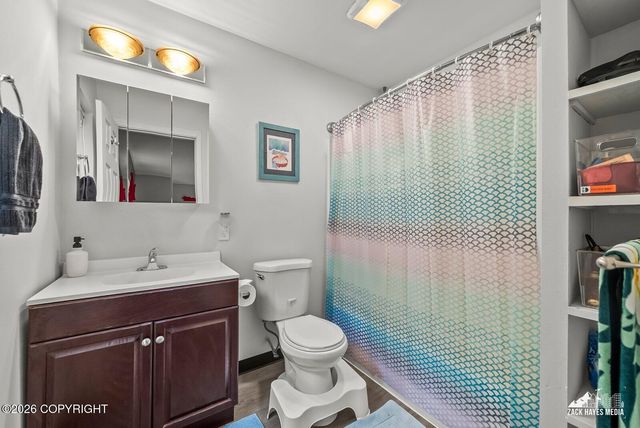 6951 W Captain Hook Drive, Wasilla, AK 99623