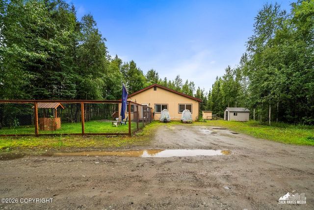 6951 W Captain Hook Drive, Wasilla, AK 99623