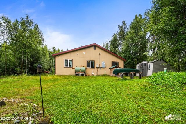 6951 W Captain Hook Drive, Wasilla, AK 99623