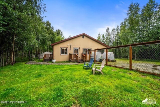 6951 W Captain Hook Drive, Wasilla, AK 99623