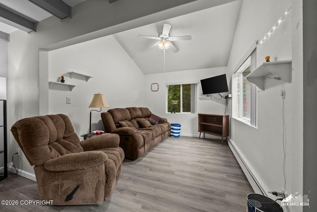 6951 W Captain Hook Drive, Wasilla, AK 99623