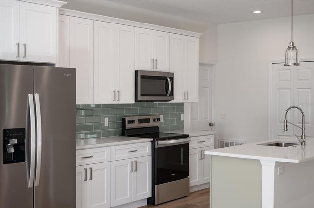 144 11TH AVENUE, Osteen, FL 32764